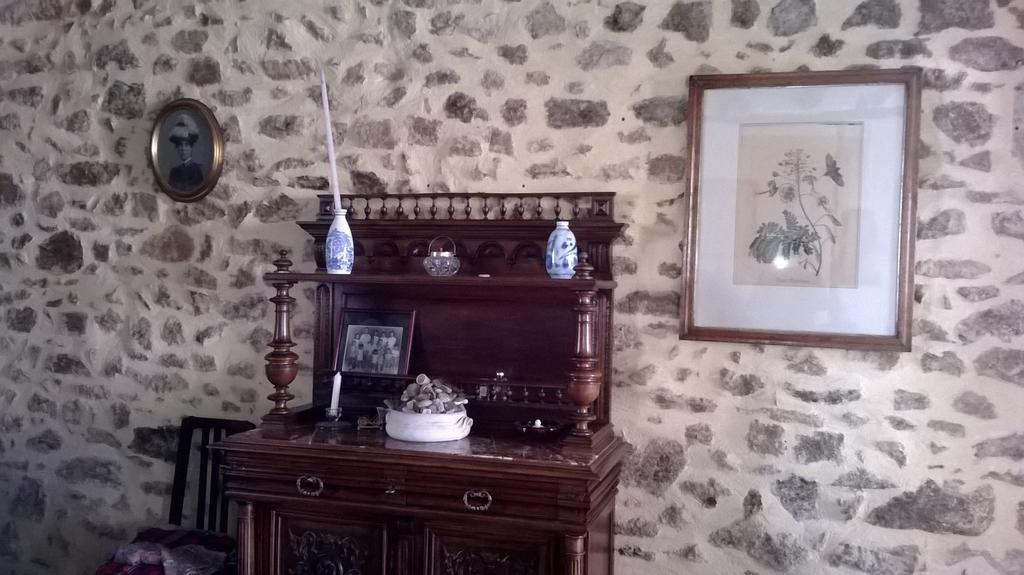 La Chataigne Doree Saint-Pierre-de-Fursac 外观 照片